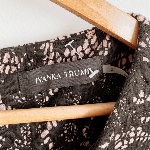 Mini Sleeved dress Ivanka Trump - Picture 3 of 3